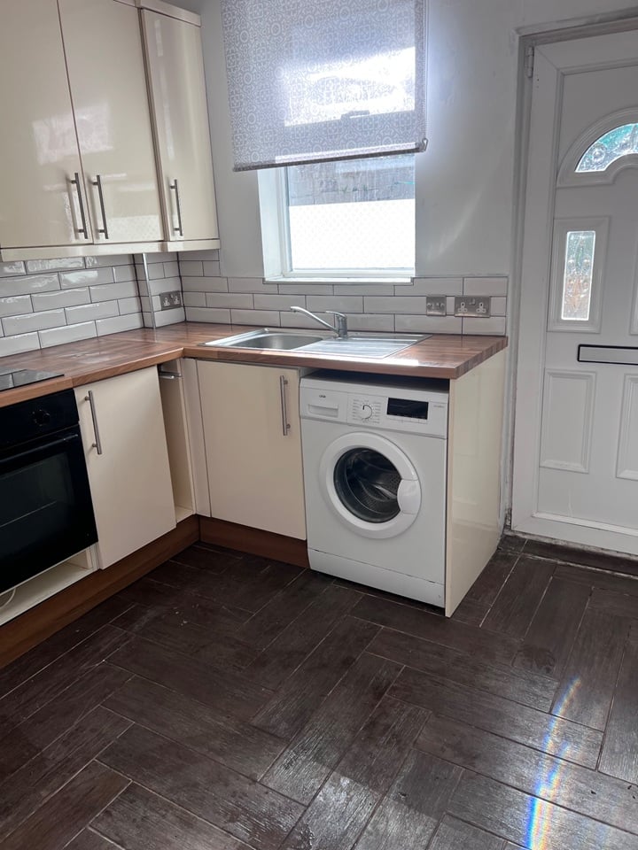 Meersbrook S8. Valley Road – image 4