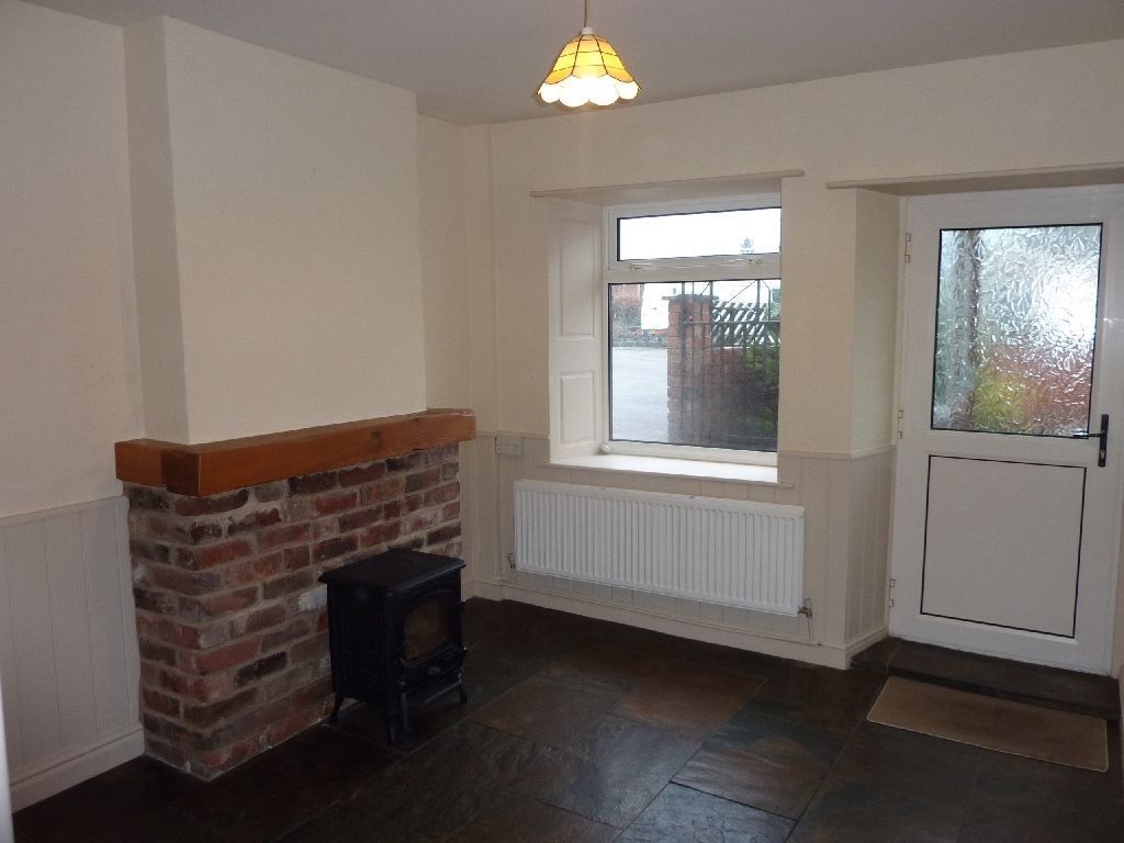 North Wingfield S42. St Lawrence Road – image 4