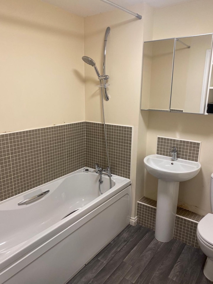 Waverley S60. Bakewell Gardens – image 4